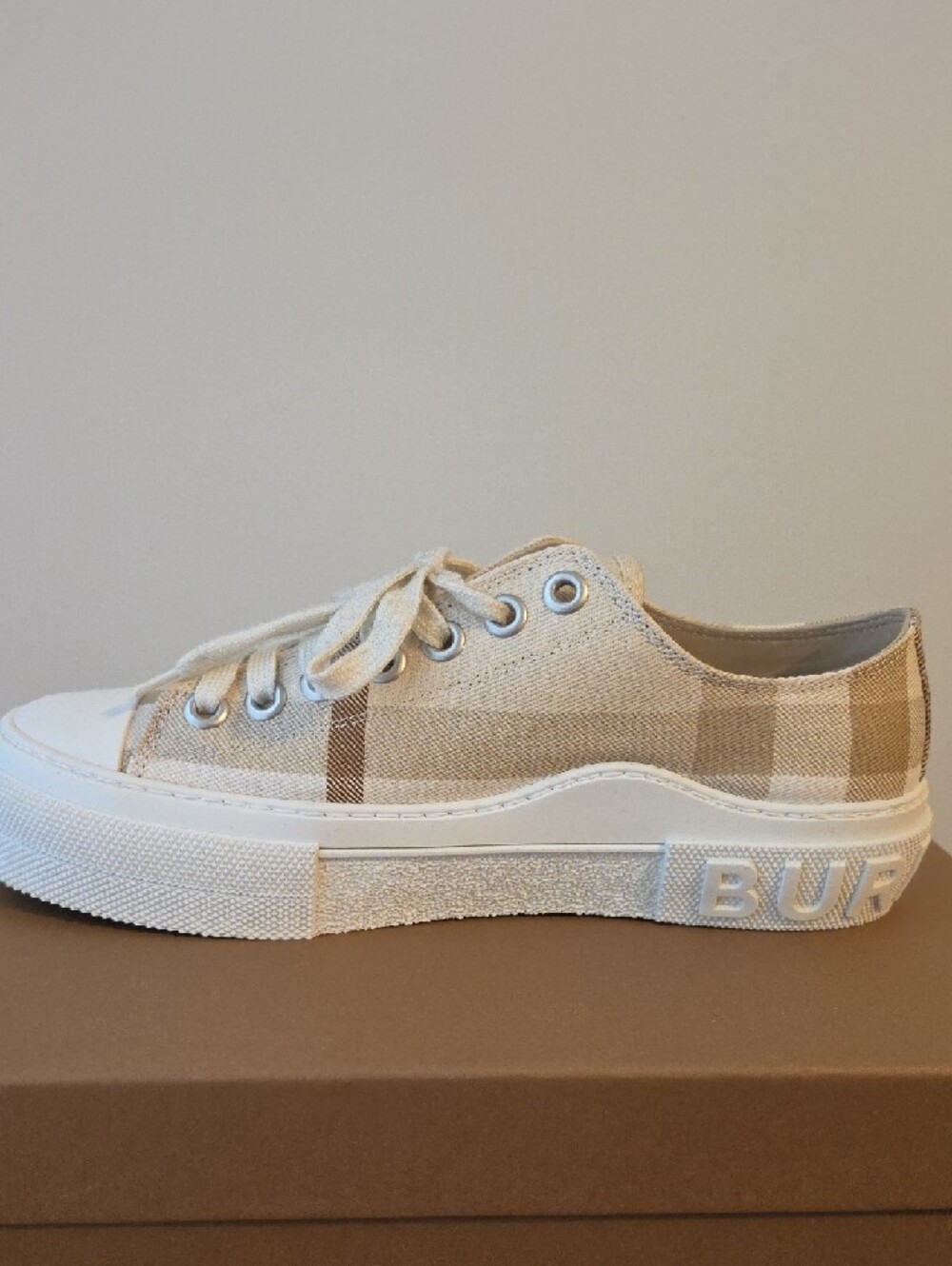 Burberry Beige Canvas Check Low-Top Sneakers with White Accents - Picture 12 of 14